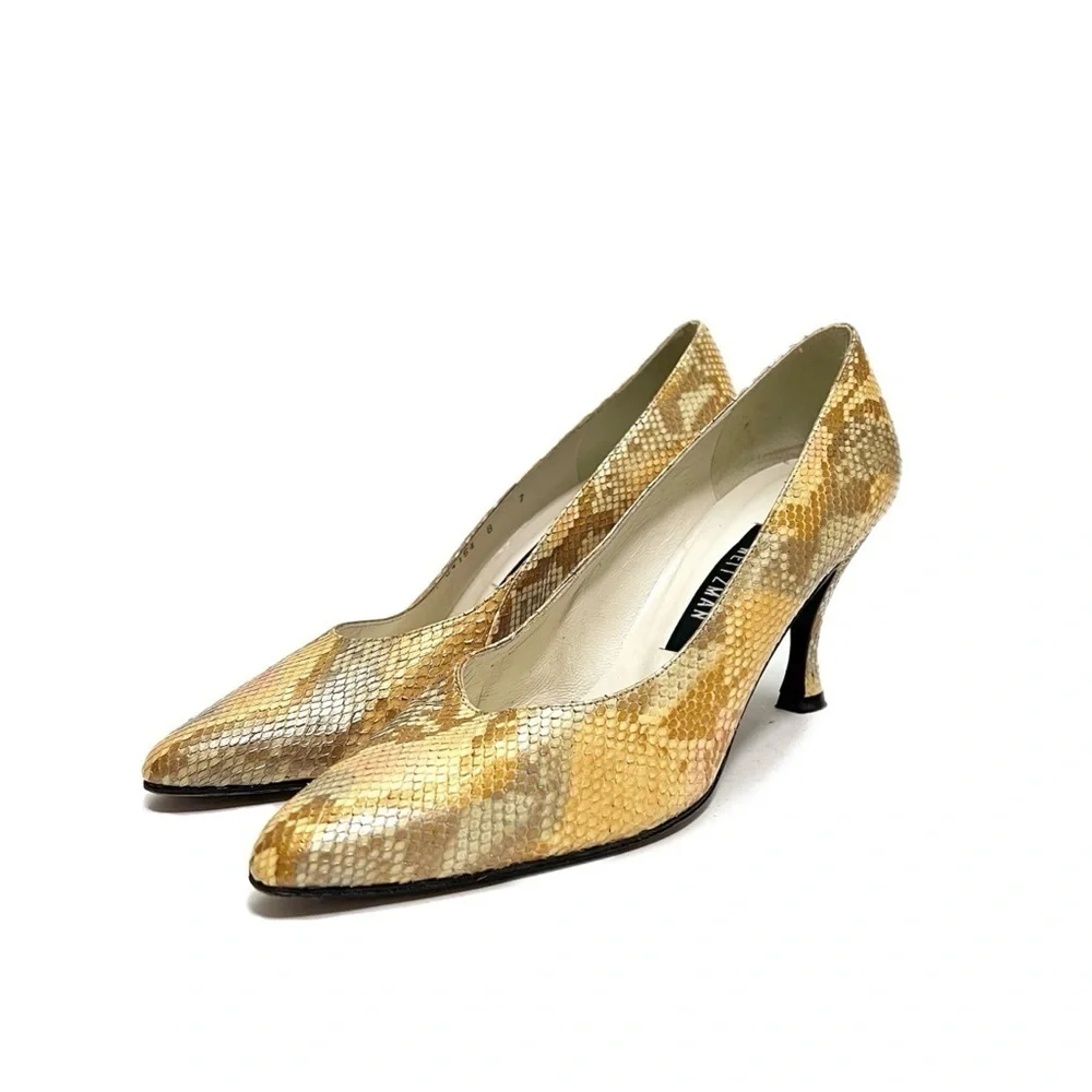 Vintage 1990s pastel gold snakeskin embossed leather pumps